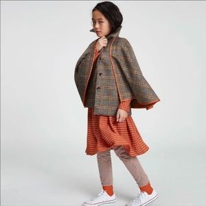 Milk and biscuit cloak